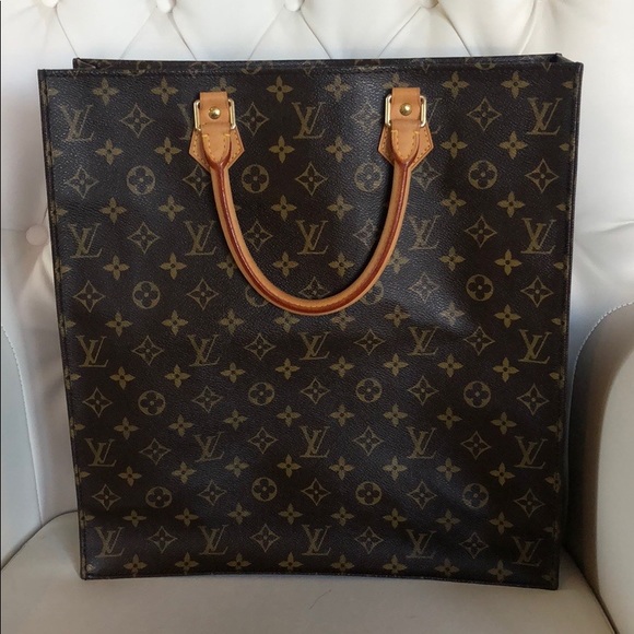 Louis Vuitton Handbags - Authentic Louis Vuitton Monogram Sac Plat Bag
